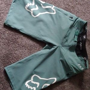 Woman's Fox Flexair Mountain Bike Shorts